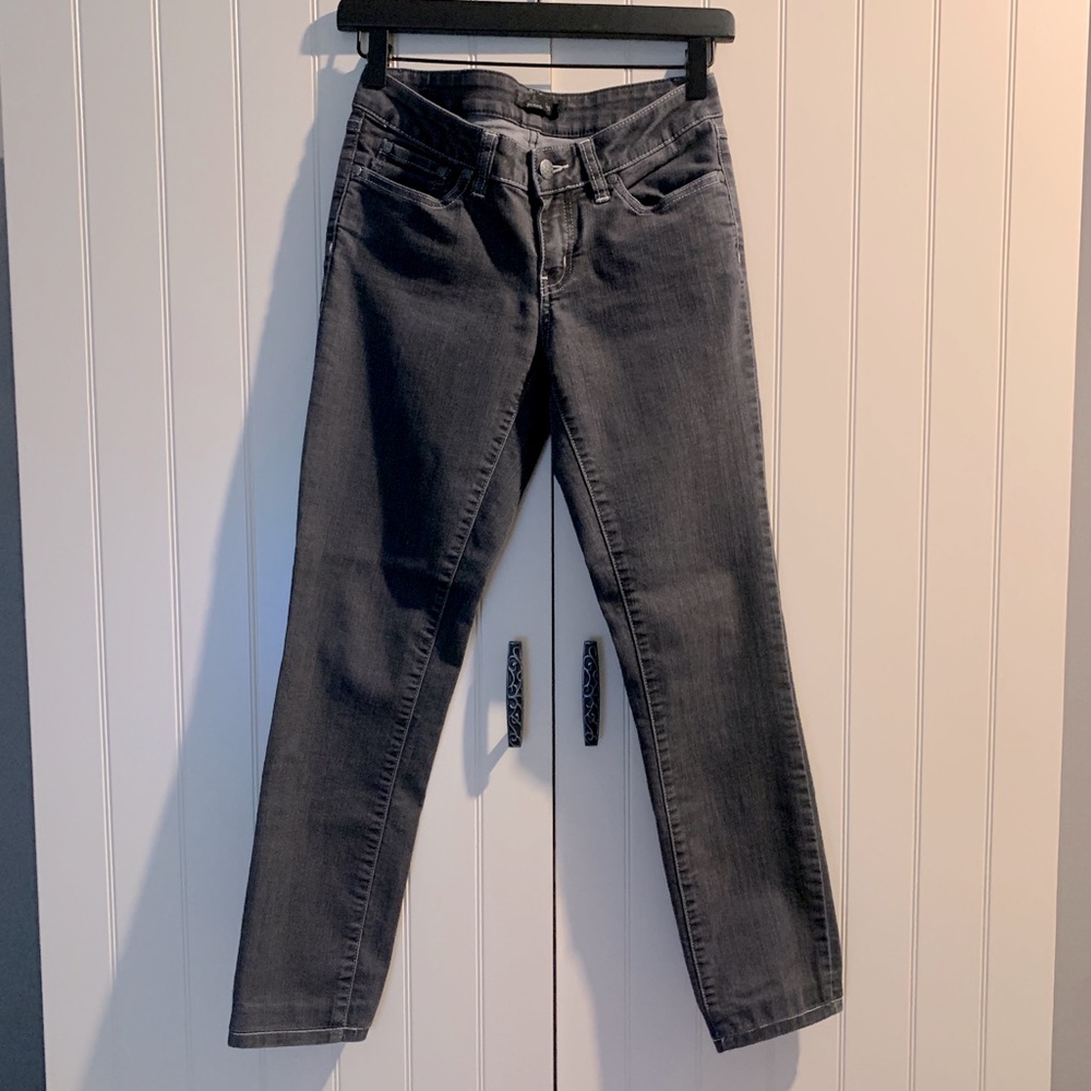 Prana gray jeans, size 26 or 2, comfortable
